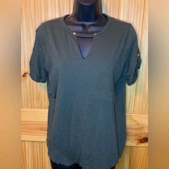 Michael Kors army green shirt, key hole neck, short sleeves, Sz L - Picture 1 of 7